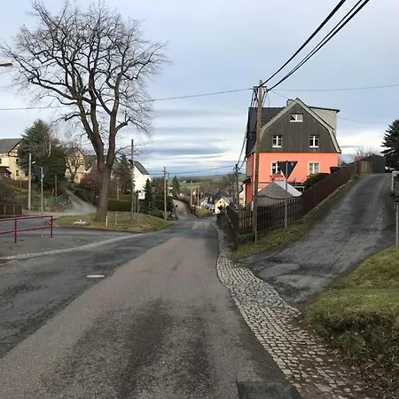 Campsite Zelte Individuell Auf Der Obstwiese *