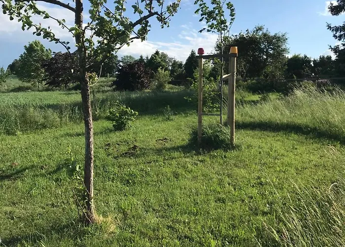 Zelte Individuell Auf Der Obstwiese Dippoldiswalde
