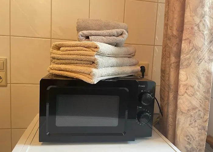 Zelte Individuell Auf Der Obstwiese Campsite Dippoldiswalde